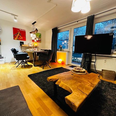 Apartament Stilvoll-Mit Balkon- Zentral - Netflix-Nespresso Essen Zewnętrze zdjęcie