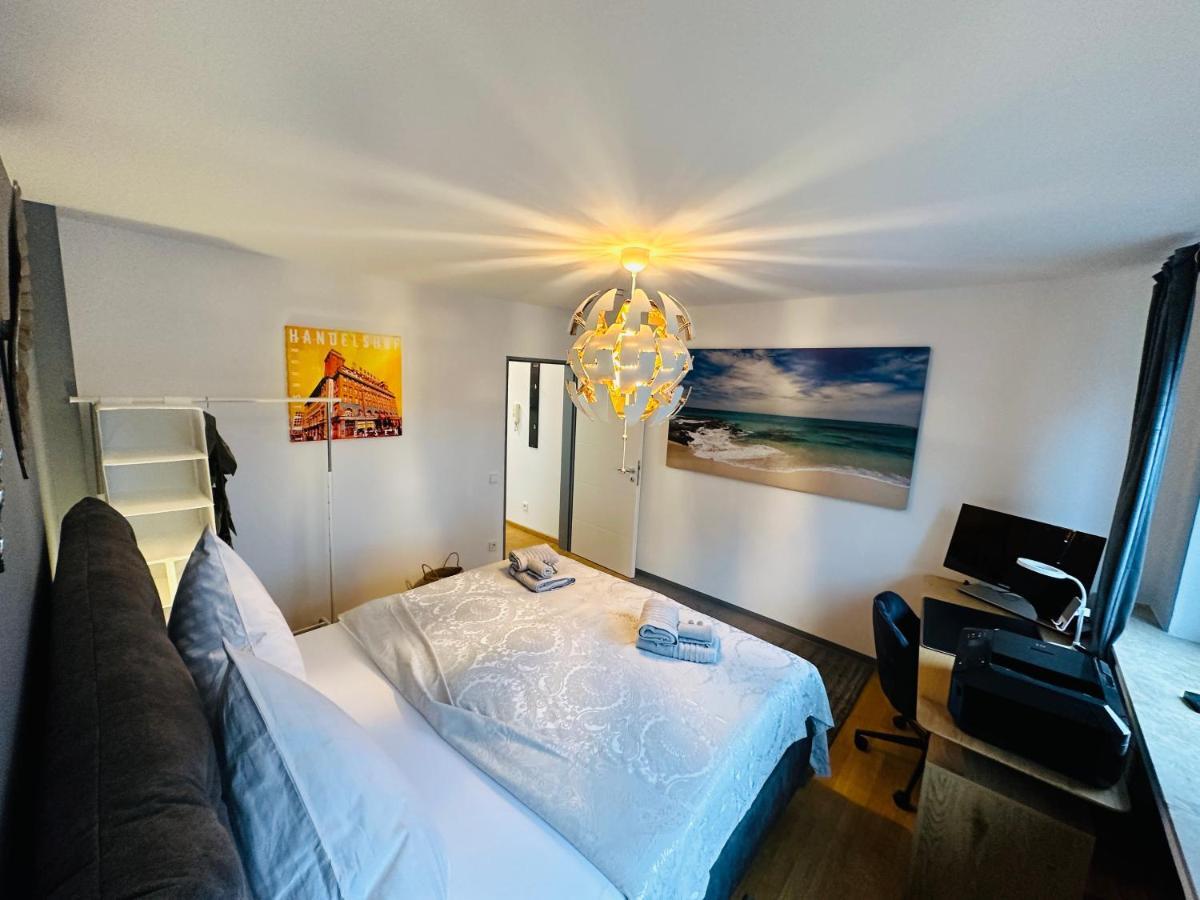 Apartament Stilvoll-Mit Balkon- Zentral - Netflix-Nespresso Essen Zewnętrze zdjęcie